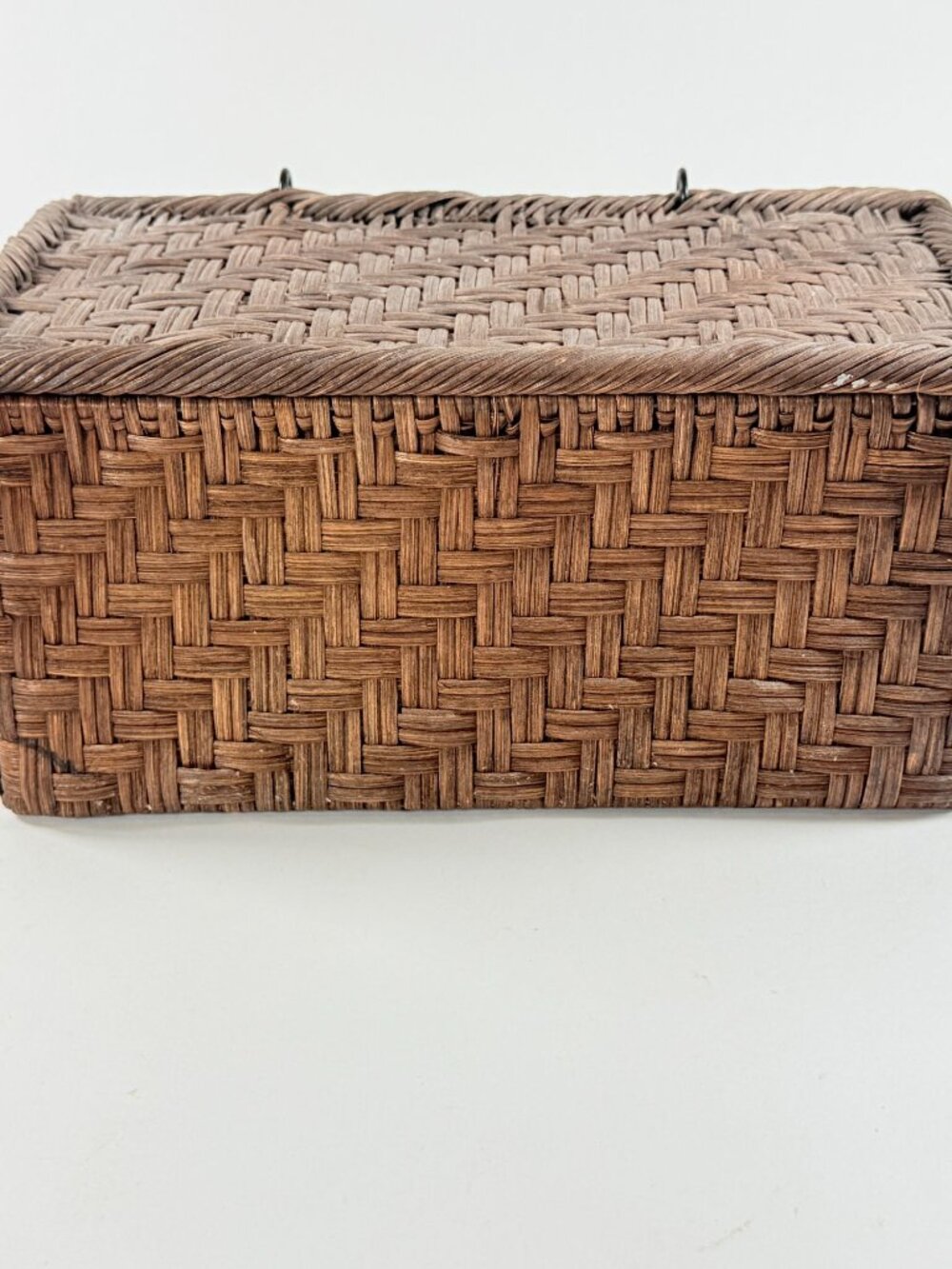 Woven Wicker Storage Basket With Lid Rustic Brown Rectangular Organizer Box